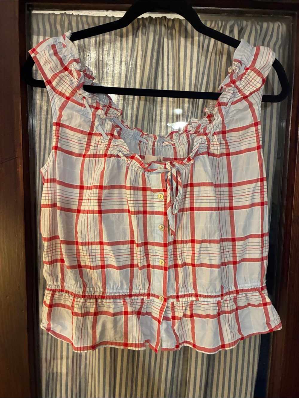 Universal Thread White and Red Plaid Ruffle Button-Front Tank